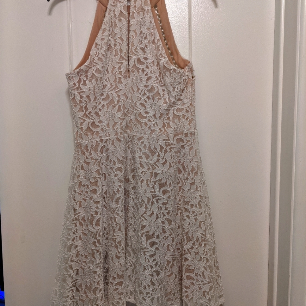 Floral lace dress with pearls